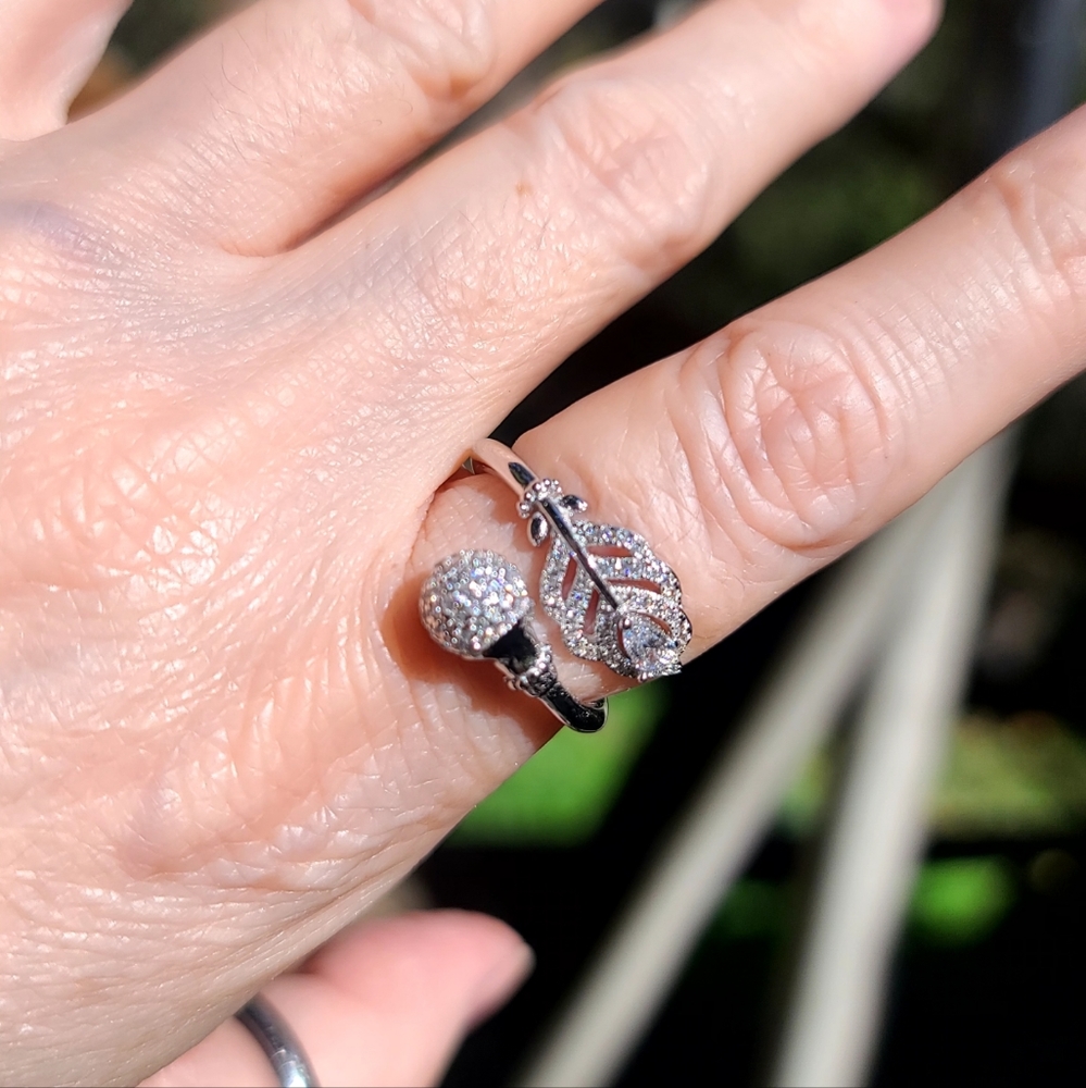 Sterling silver sapphire & Topaz feather wrap around ring sz 8